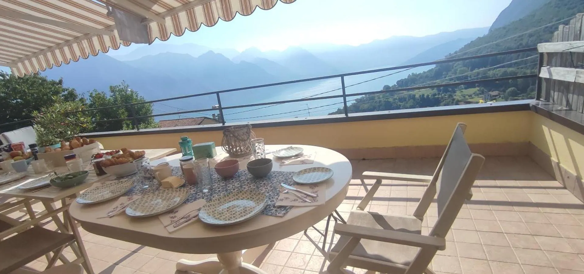 Le Terrazze - 2 Rooms Flat With A Pool And A Terrace With A Stunning Lake View Fonteno